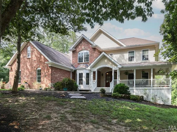 4743 Jacob Ln, Wentzville, MO 63385