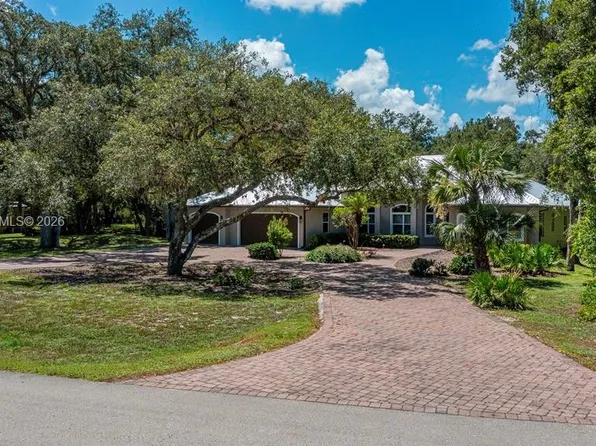 4033 Oak Haven Dr, Labelle, FL 33935