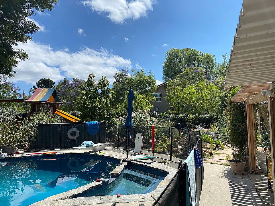 2nd image of 1696 La Jolla Dr