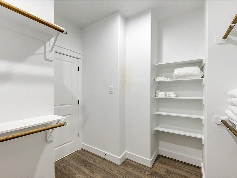 3406 Garapan St #B — Photo 26