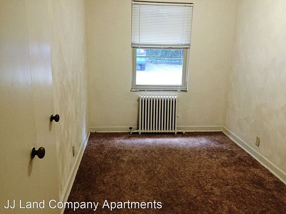 2nd image of 305 N Negley Ave #11295582