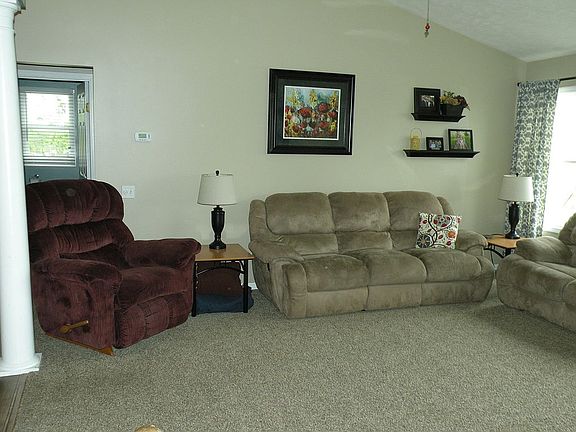 5th image of 330 108th Ave