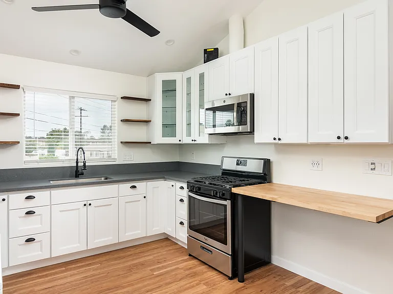 452 W Los Angeles Dr #1 — Photo 7