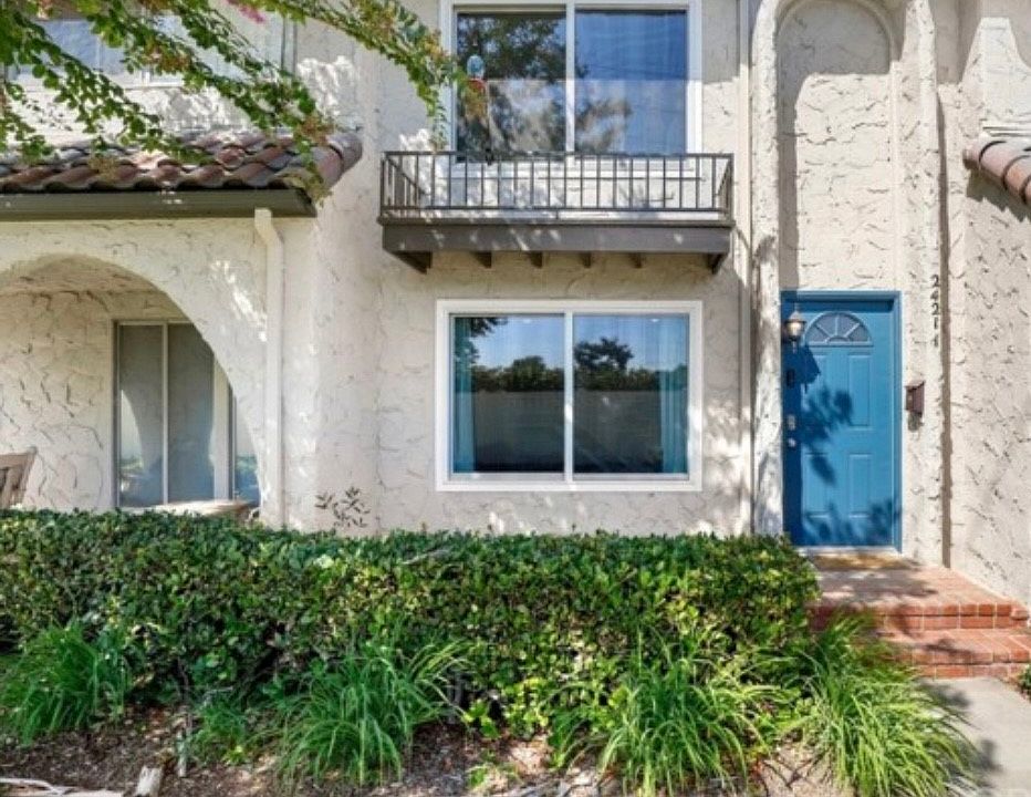 1st image of 24211 La Glorita Cir #125