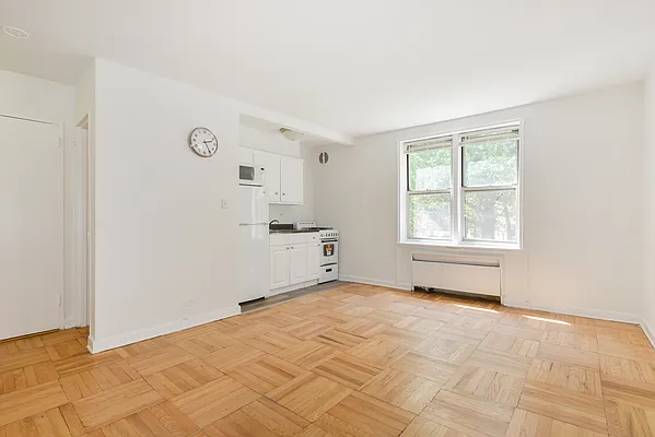 Sold by Keystone Realty USA Corp | media 7