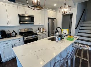 19 E Transit St #16933456, Providence, RI 02906