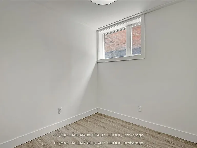 368 Chapel St #7 — Photo 13