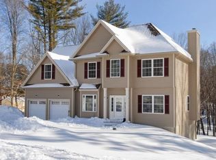 22 Spruce Ridge Dr, Brentwood, NH 03833