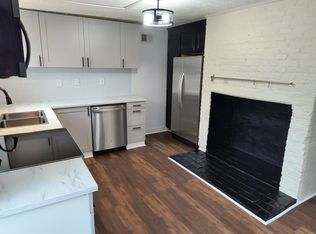 134 E High St APT B, Elkton, MD 21921