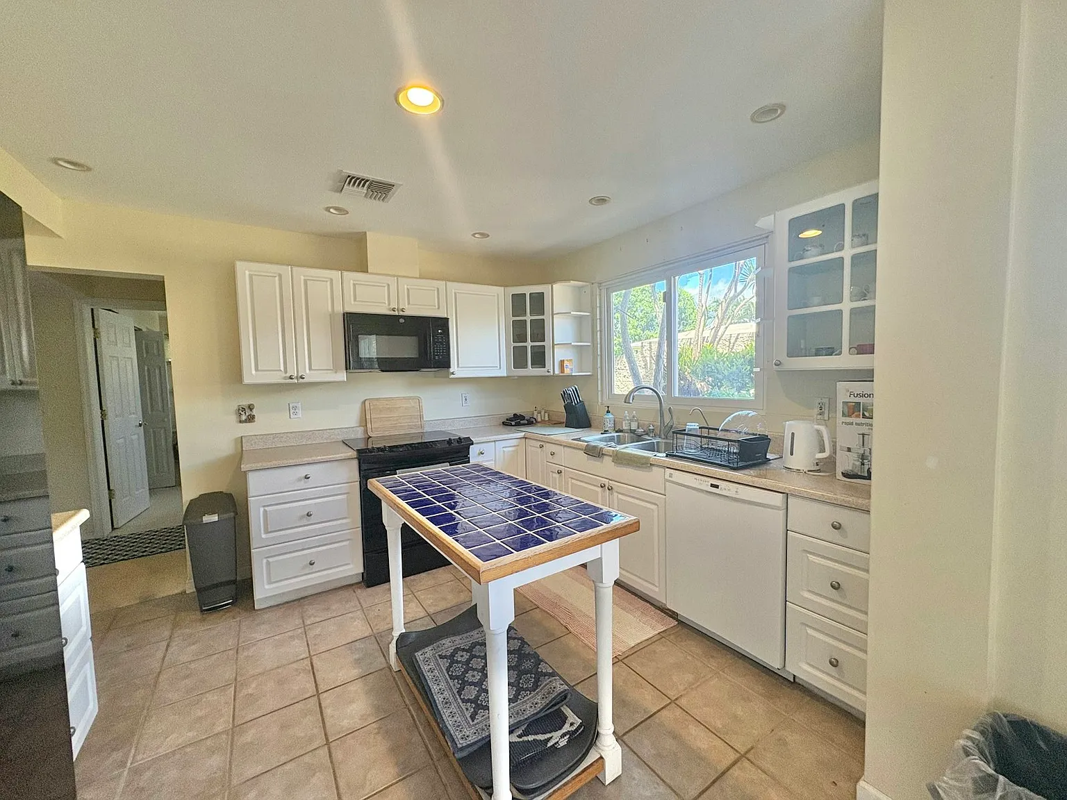 1422 Puanakau Street — Photo 3