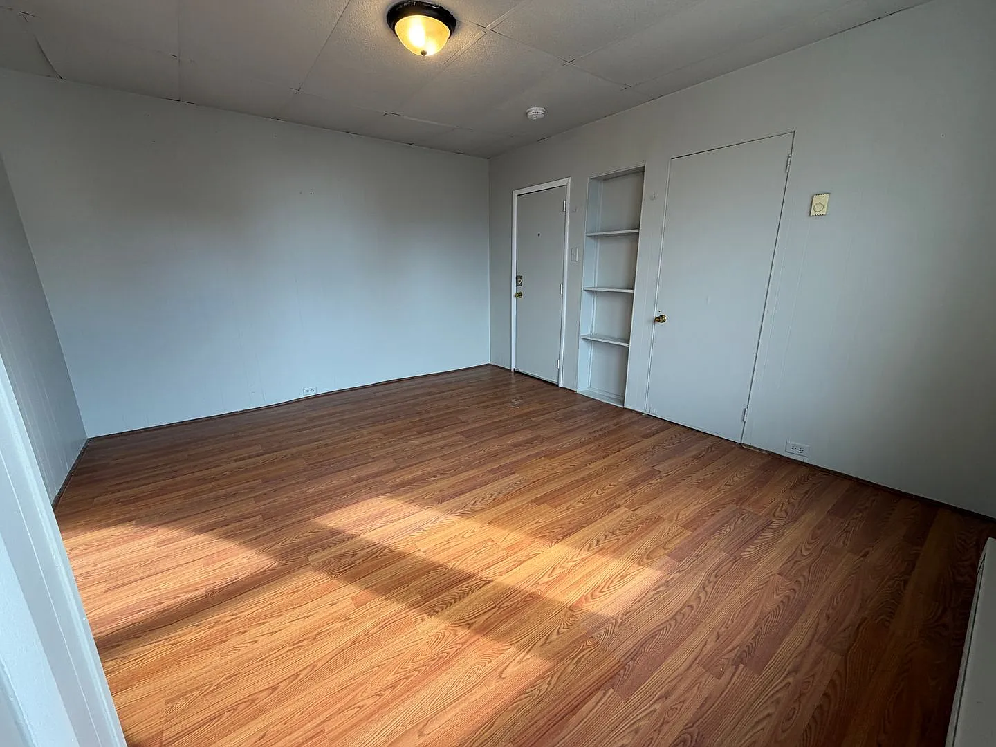 117 East Main Street — Photo 4