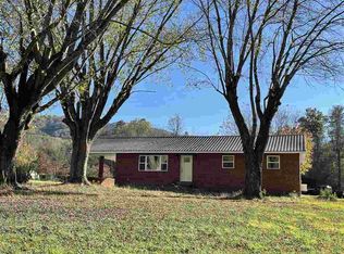 3545 Grassy Fork Rd, Hartford, TN 37753
