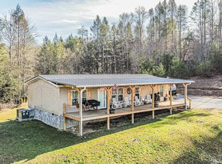 964 Lowes Branch Rd, La Follette, TN 37766