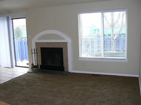 Cozy fireplace w/mountain view