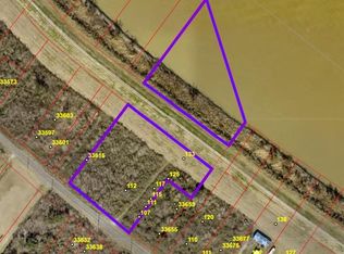 112 Dorethas Ln, Buras, LA 70041