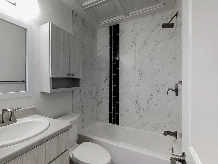 660 N Washington St #7 — Photo 12