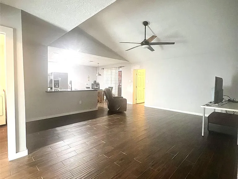 10515 Sagewind Dr — Photo 5