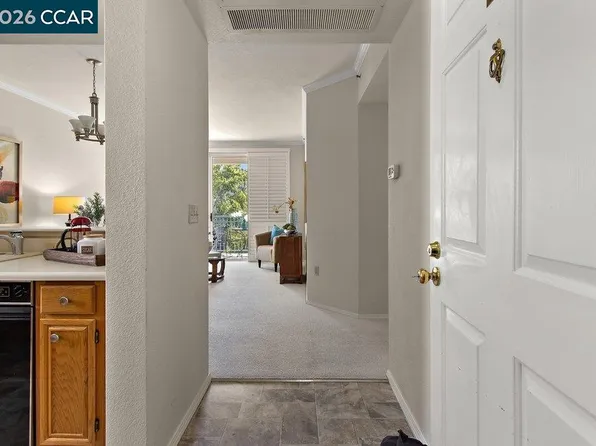 1840 Tice Creek Dr APT 2307, Walnut Creek, CA 94595