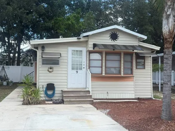 35120 Pure Water Way #9, Zephyrhills, FL 33541
