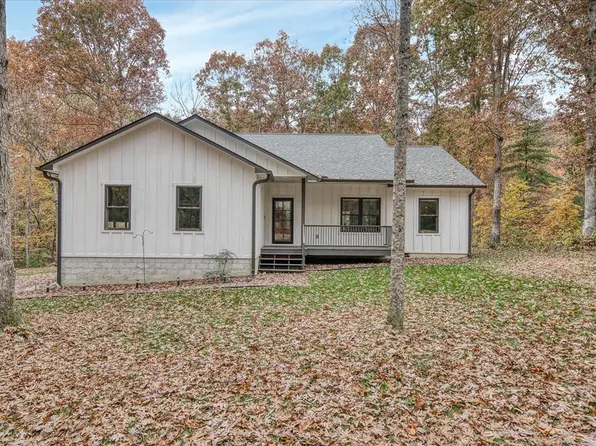 206 Whitehead Dr, Jamestown, TN 38556