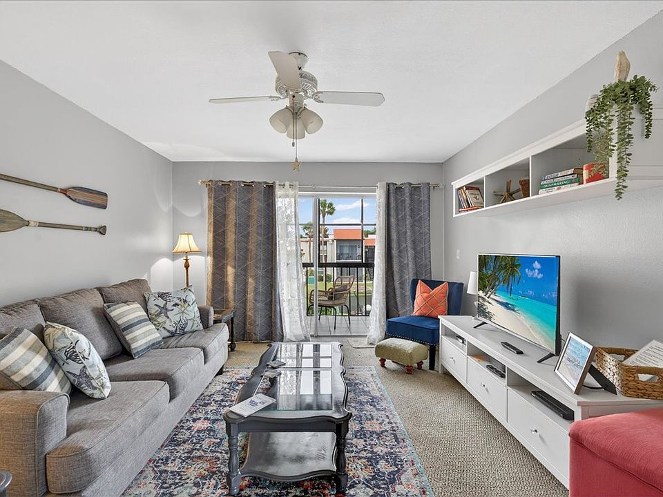 1st image of 3273 Beneva Rd Unit 203