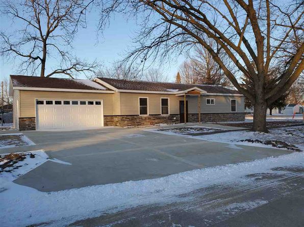 Cresco Real Estate Cresco Ia Homes For Sale Zillow