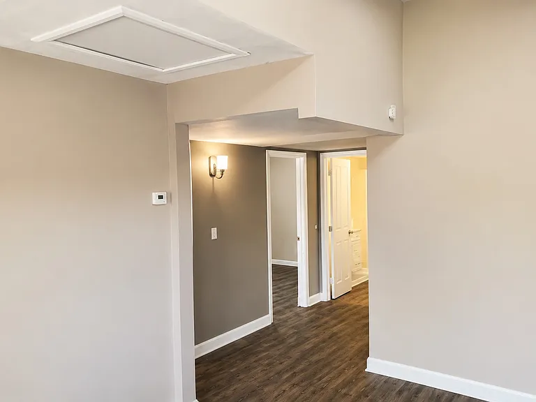 7006 Betsy Ross Dr — Photo 9