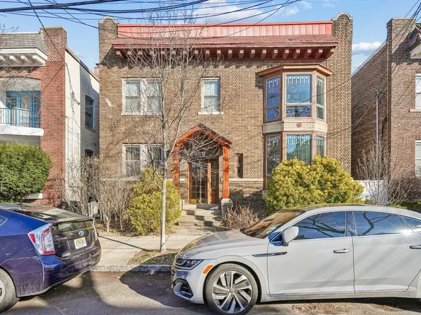 38 Liberty Place image 1 of 22