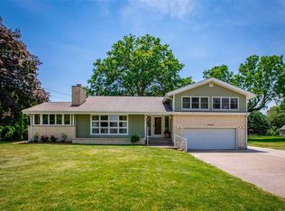 215 E Polk St, Washington, IA 52353