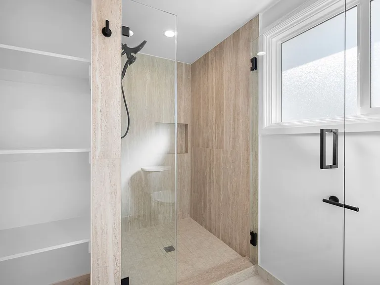 10657 Knapp St — Photo 21