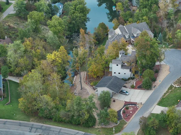 20072 Cravenhurst Dr, Lawrenceburg, IN 47025