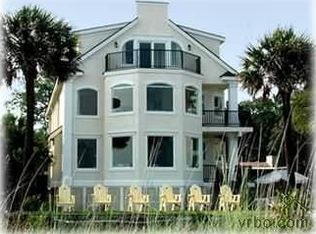 7 Wanderer Ln, Hilton Head Island, SC 29928