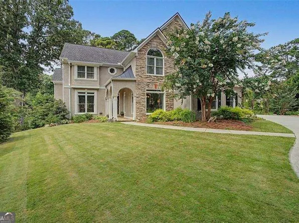 5428 Thornapple Ln NW, Acworth, GA 30101