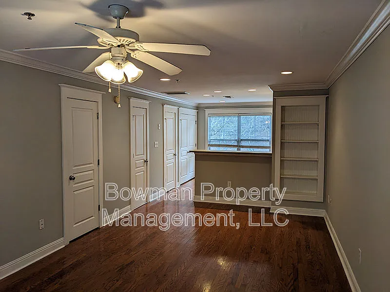 2 bed, 2.5 bath, 1168 sqft, $1,495 — Photo 4