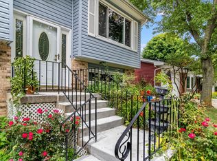 5S748 Malibu Ln, Naperville, IL