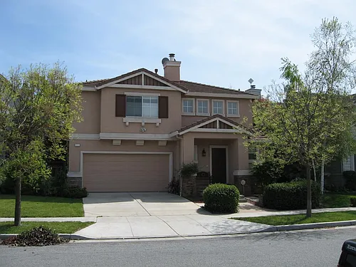 952 Furlong Dr Photo 1