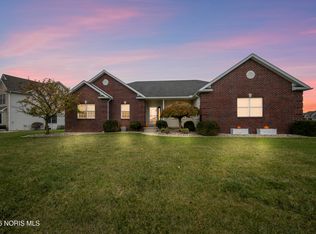 9646 Fieldstone Ln, Sylvania, OH 43560