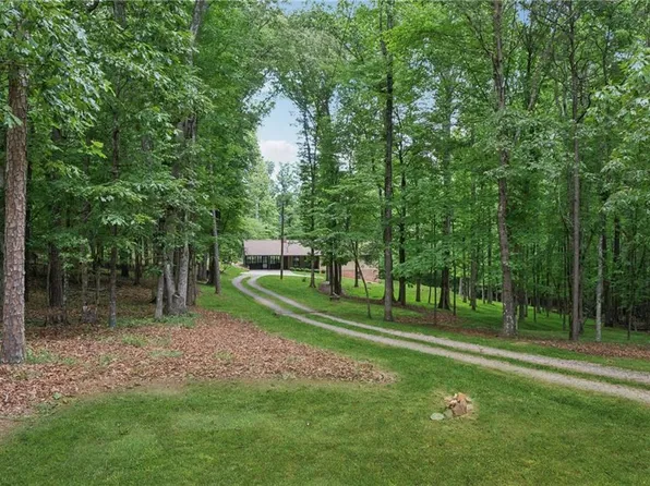 2270 Dinsmore Rd, Milton, GA 30004
