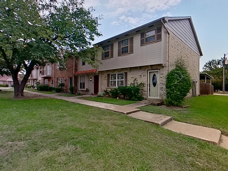 57 W Townhouse Ln — Photo 24