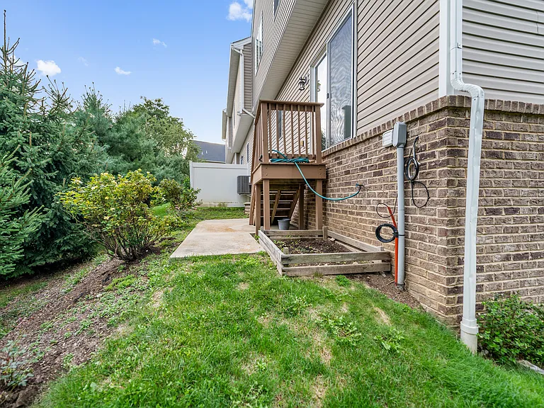 3114 Raintree Dr — Photo 27