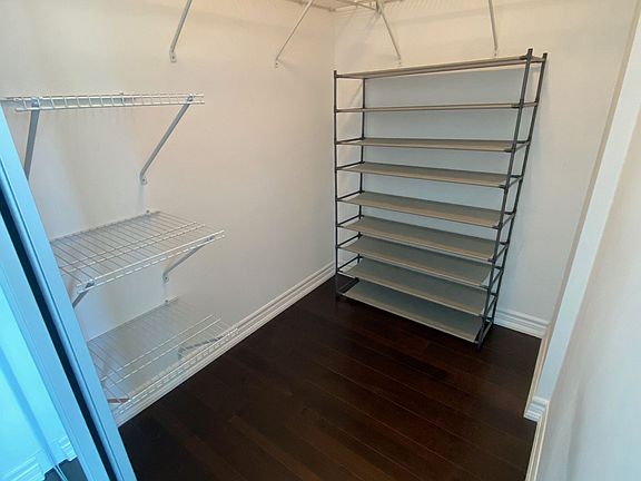 5th image of 386 Yonge St #3509