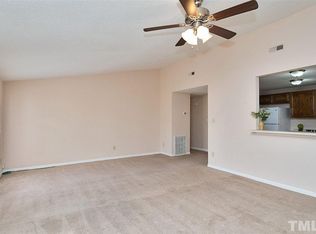 1613 Riverknoll Dr, Raleigh, NC 27610