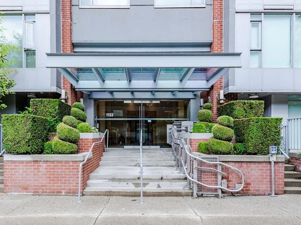 1133 Homer St #804, Vancouver, BC V6B 0B1