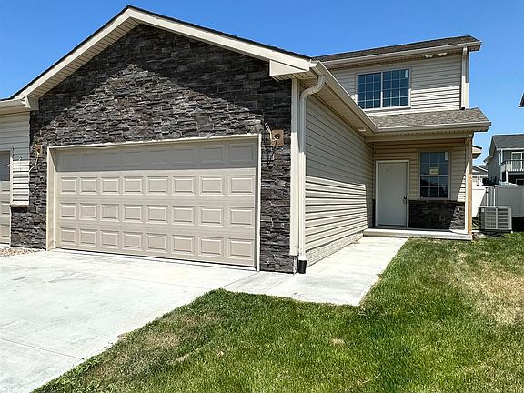 2nd image of 5012 W Hillsboro Dr