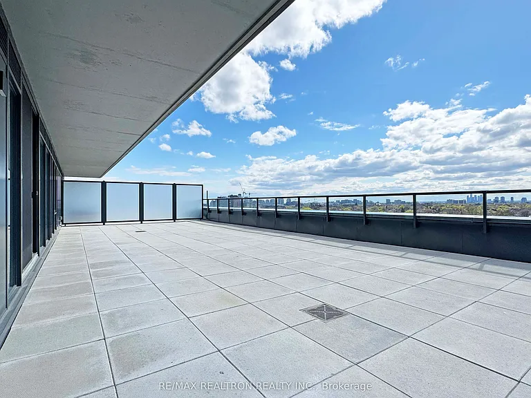 664 Spadina Ave #1001 — Photo 15