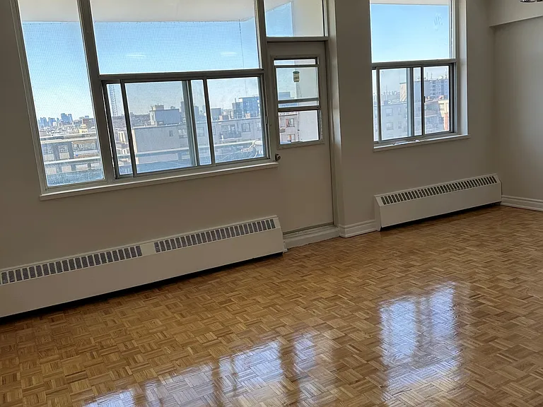 2245 Eglinton Ave E #1009 — Photo 3