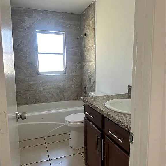 2105 SE 15th Pl — Photo 18
