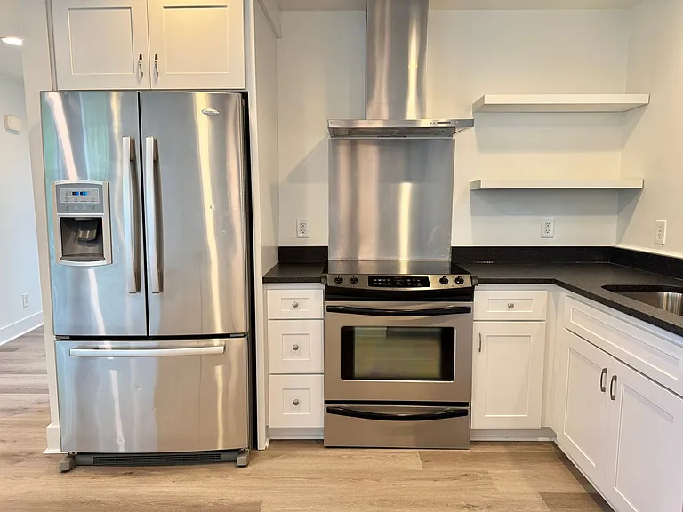 5706 Burgess Ave — Photo 8