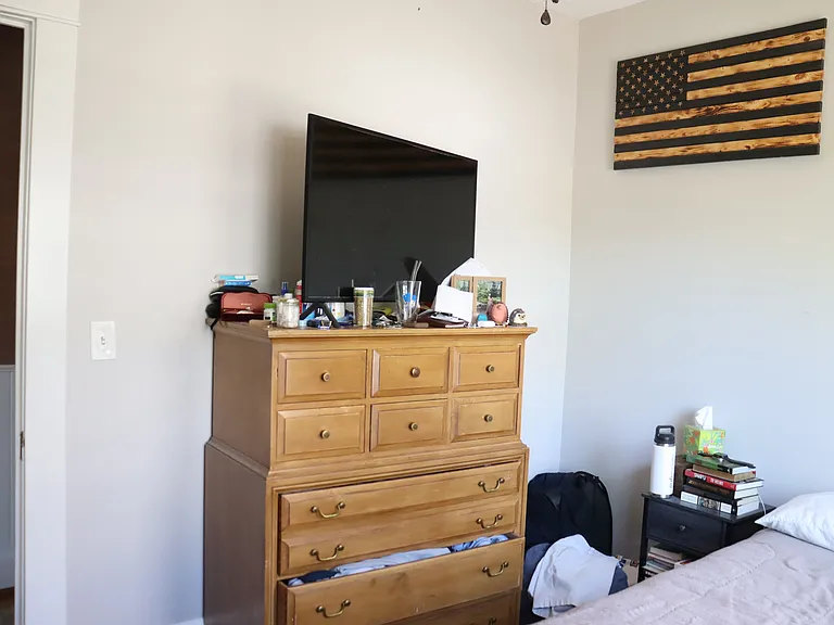 693 Linwood Ave #2 — Photo 14