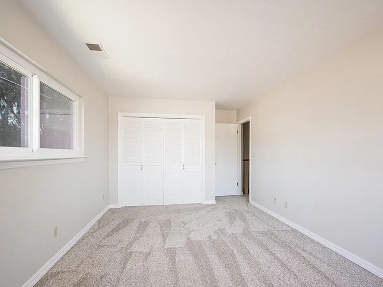 1396 Brighton Ave — Photo 16